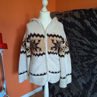 Strickjacke Echtwolle mit RV Goa Peru Leipzig - Grünau-Ost Vorschau