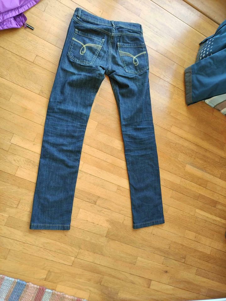 Esprit Jeans 164 in Marktoberdorf