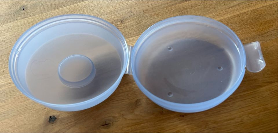 Tupperware Brotdose 4440B-2 in Bad Laer