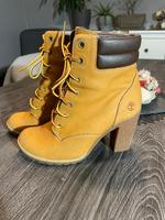 Timberland Stiefel Hackenschuhe Gr. 37,5 Absatzschuhe Leder Berlin - Spandau Vorschau