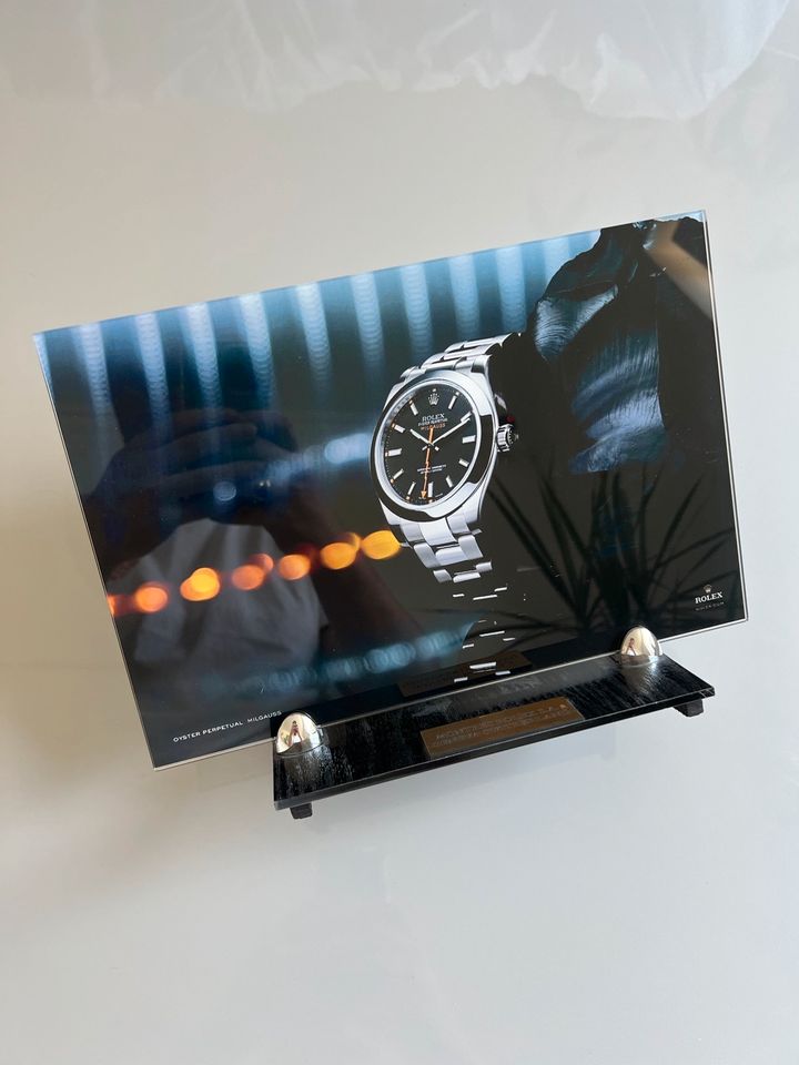 Rolex Milgauss Dealer Ad Schaufenster Deko in Ahrensburg