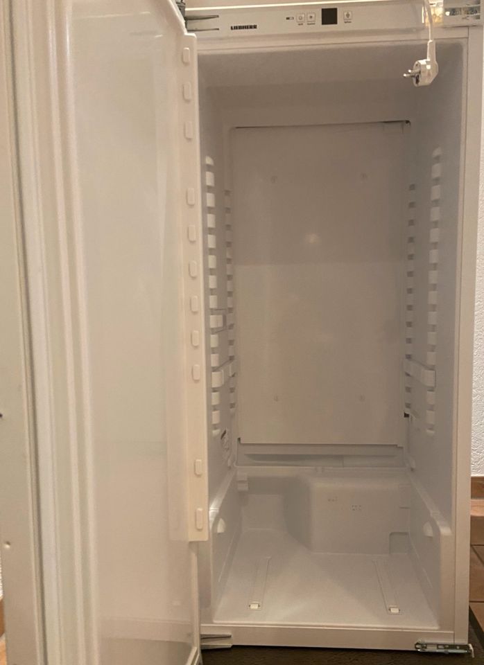 Liebherr Einbaukühlschrank in Kleinwallstadt