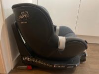 Britax Römer DUALFIX M i-SIZE Reboarder Blue Marble Bremen - Schwachhausen Vorschau