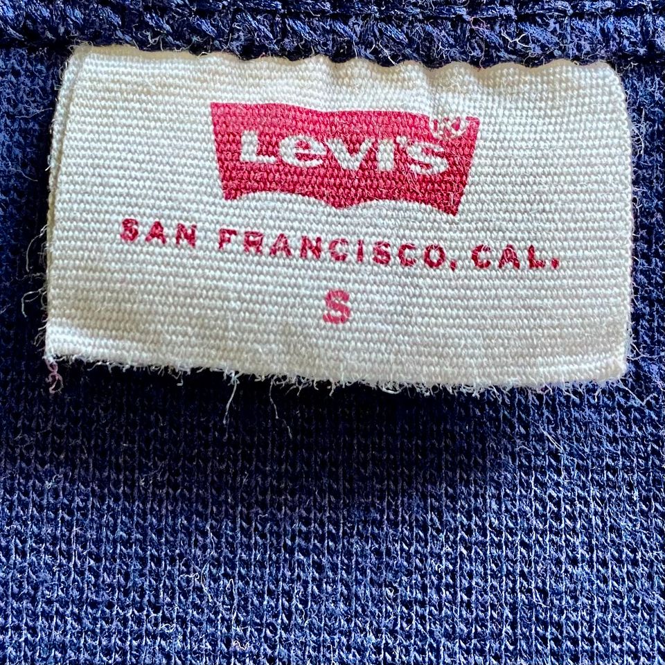 LEVI‘S T-Shirt S Blau hochwertig ❌NEUWERTIG❌ in Soest