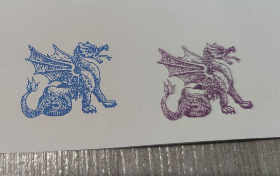 hochwertiger Stempel mit Drache in Korb