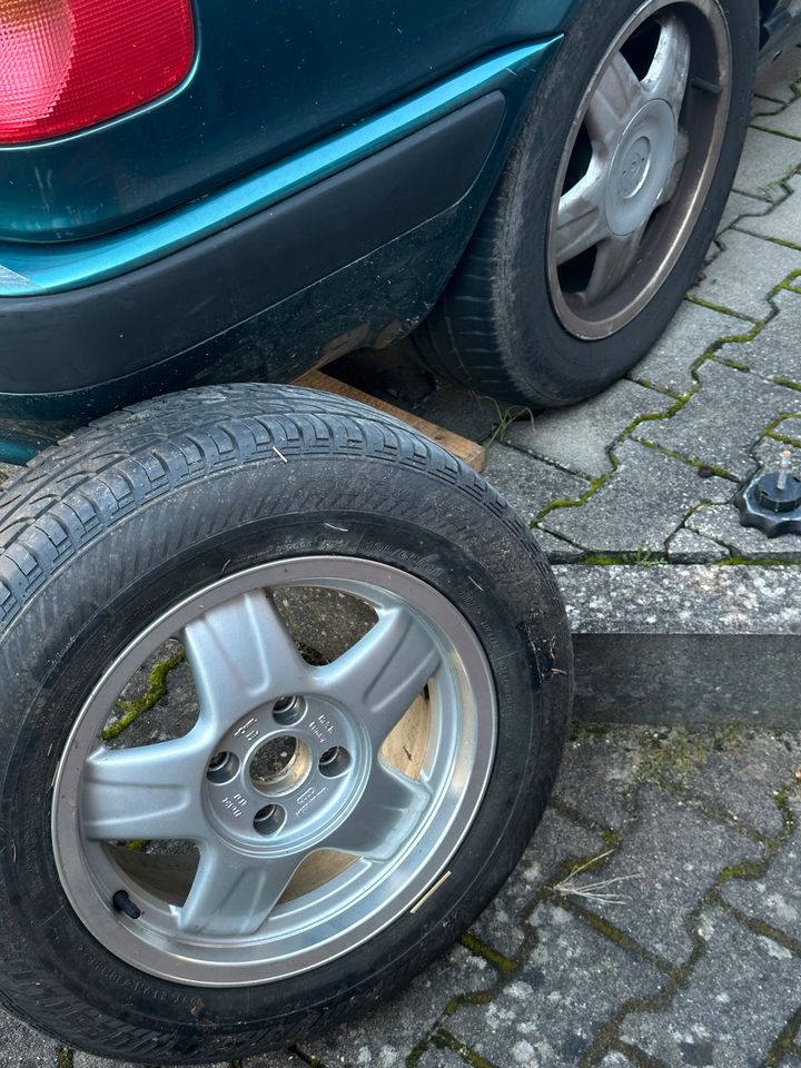 Audi 80 B4 2.0E Schlachtung ABK Alu Felgen Kat Fahrwerk LZ6P in Lüchow