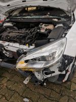 Opel Astra J Schlachtfest Ersatzteile Motor Armaturenbrett Nordrhein-Westfalen - Lünen Vorschau