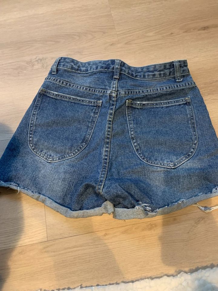 Jeans Shorts in Saarbrücken