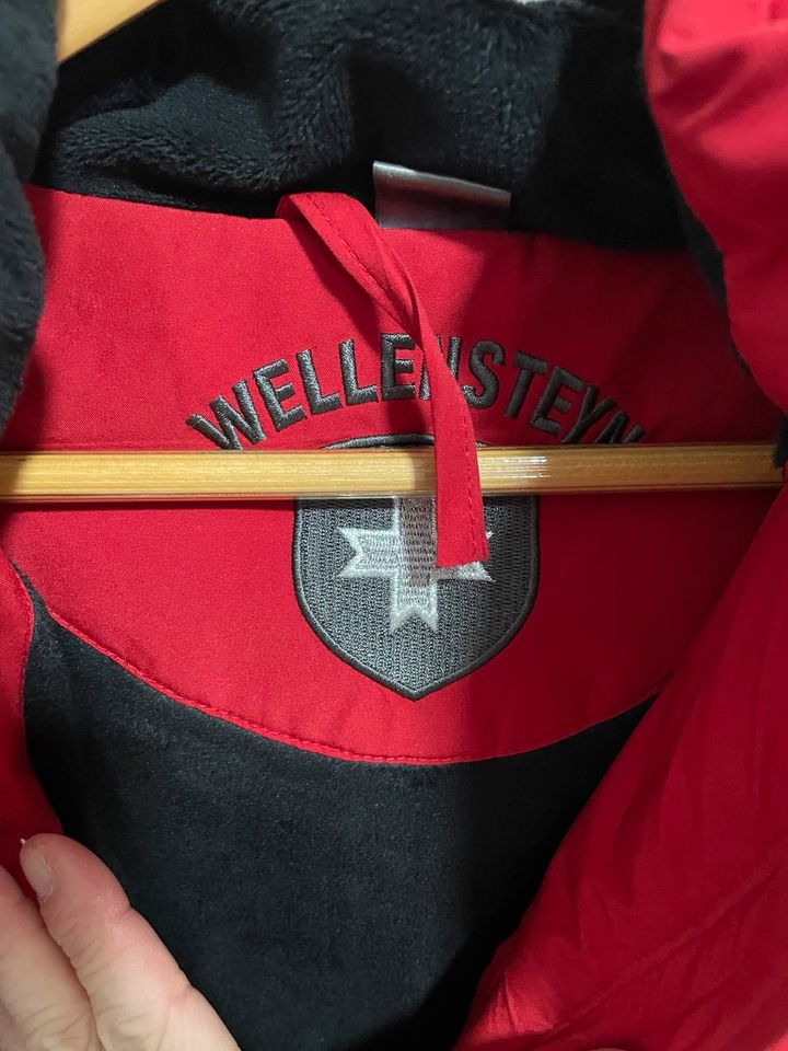 Wellensteyn Jacke Winterjacke rot Damen in Anröchte