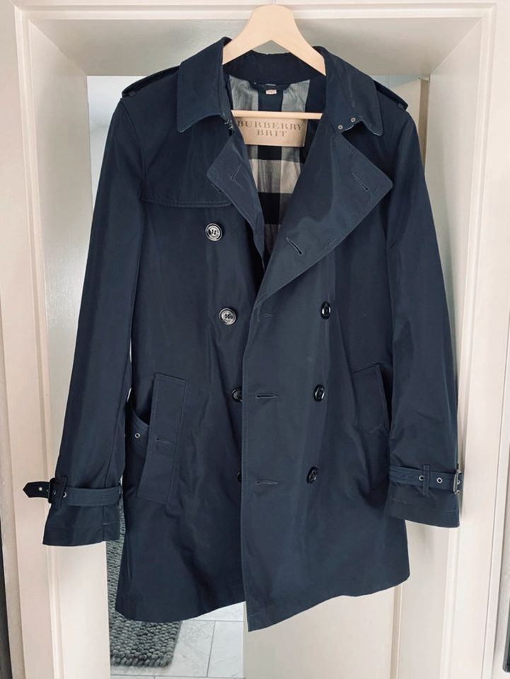 Burberry Trenchcoat Mantel  blau Größe M in Bad Vilbel