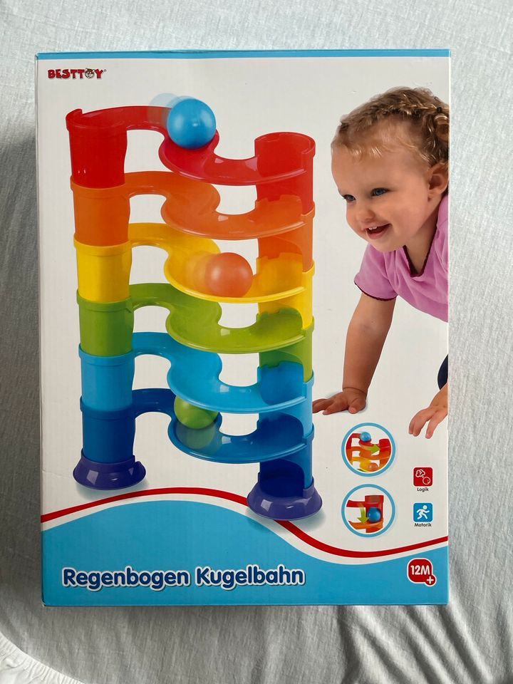 Regenbogen Kugelbahn mit OVP für Babys und Kleinkinder in Augsburg