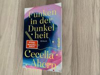 Roman „Funken in der Dunkelheit“ Cecelia Ahern Kreis Pinneberg - Moorrege Vorschau