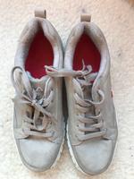 Sneaker, Turnschuhe Größe 40 Schleswig-Holstein - Horst (Holstein) Vorschau