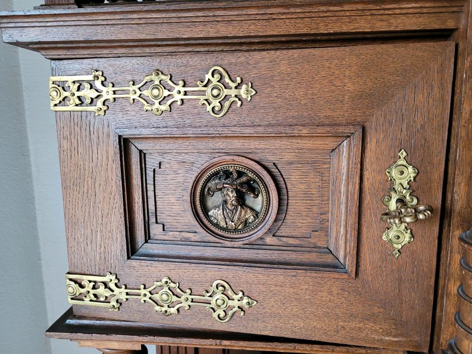 Schrank Buffet Anrichte Antik Gründerzeit Jugendstil Antiquität in Homburg