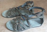 TAMARIS Echtleder Römer-Sandalen mit Nieten Gr. 39 graublau NEU Bielefeld - Bielefeld (Innenstadt) Vorschau