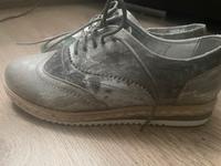 NEU mit Etikett Claudia Ghizzani College Schuhe Schnürschuhe grau Bayern - Regensburg Vorschau
