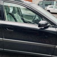 Volvo V70 II Kombi Tür vorne rechts schwarz 45200 Sapphire Black Nordrhein-Westfalen - Dörentrup Vorschau