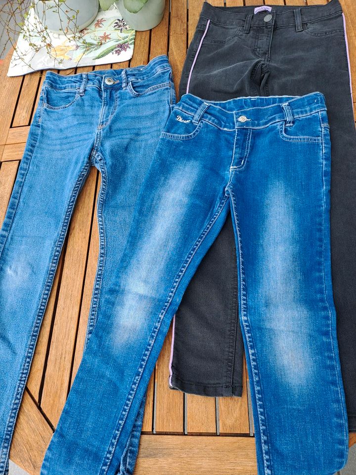 Jeans-Set, Hosen, Mädchenhosen, Diesel, Größe 140 in Guntersblum