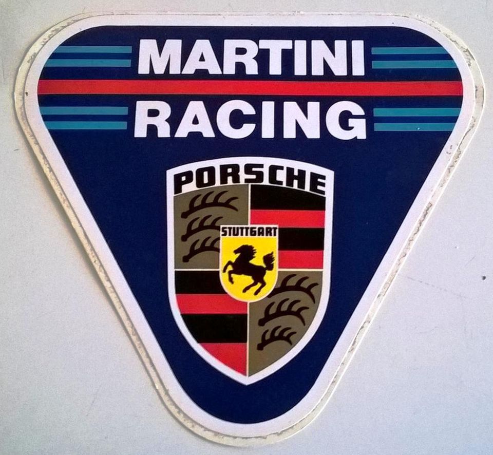 "MARTINI RACING PORSCHE"-Aufkleber in Neustadt an der Weinstraße