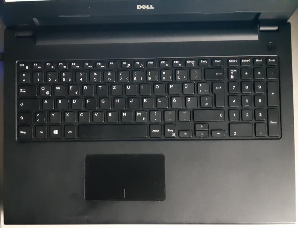 DELL INSPIRON 15 3878 l 15,6 Zoll I 4GB RAM l Intel i3 1,7 GHz in Leverkusen