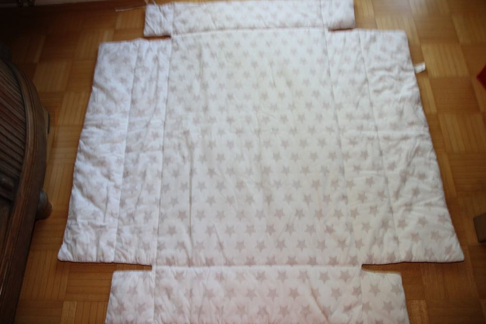 Alvi Baby Bettzeug Decke mit Nestchen wattiert BW weiß beige 130 in Heilbronn