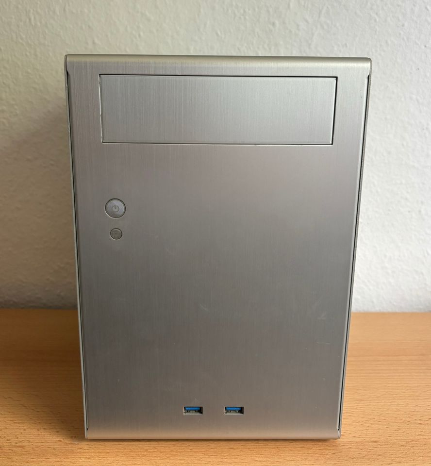 Lian Li PC-Q07 Mini-ITX PC Gehäuse Silber in Hannover