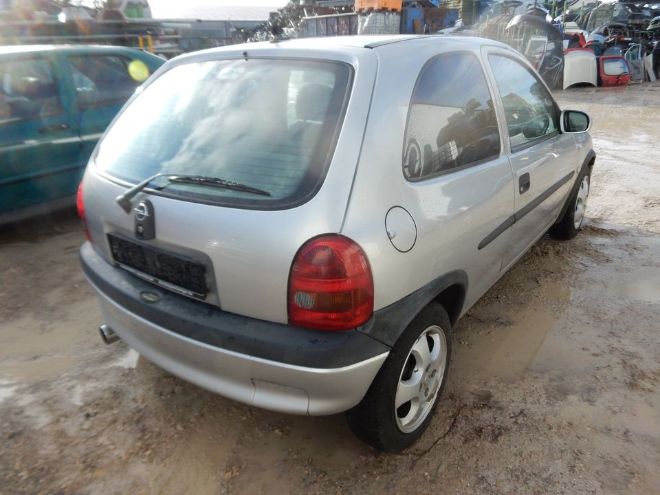 Opel Corsa B Ersatzteileträger X12XE Silber VN9168 in Heilsbronn