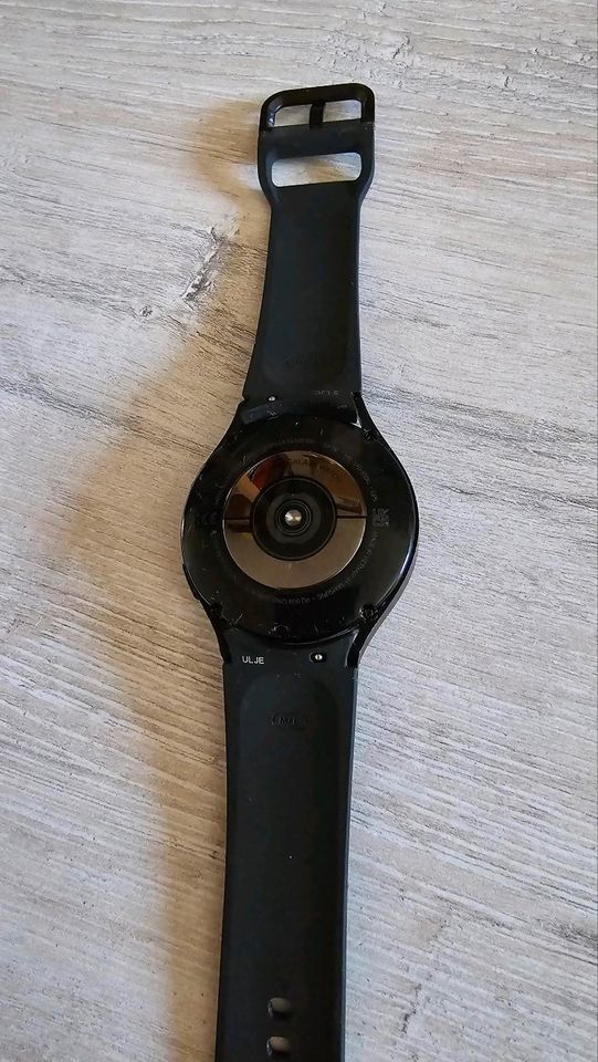 Samsung Galaxy Watch 4 BT 44mm in Peine