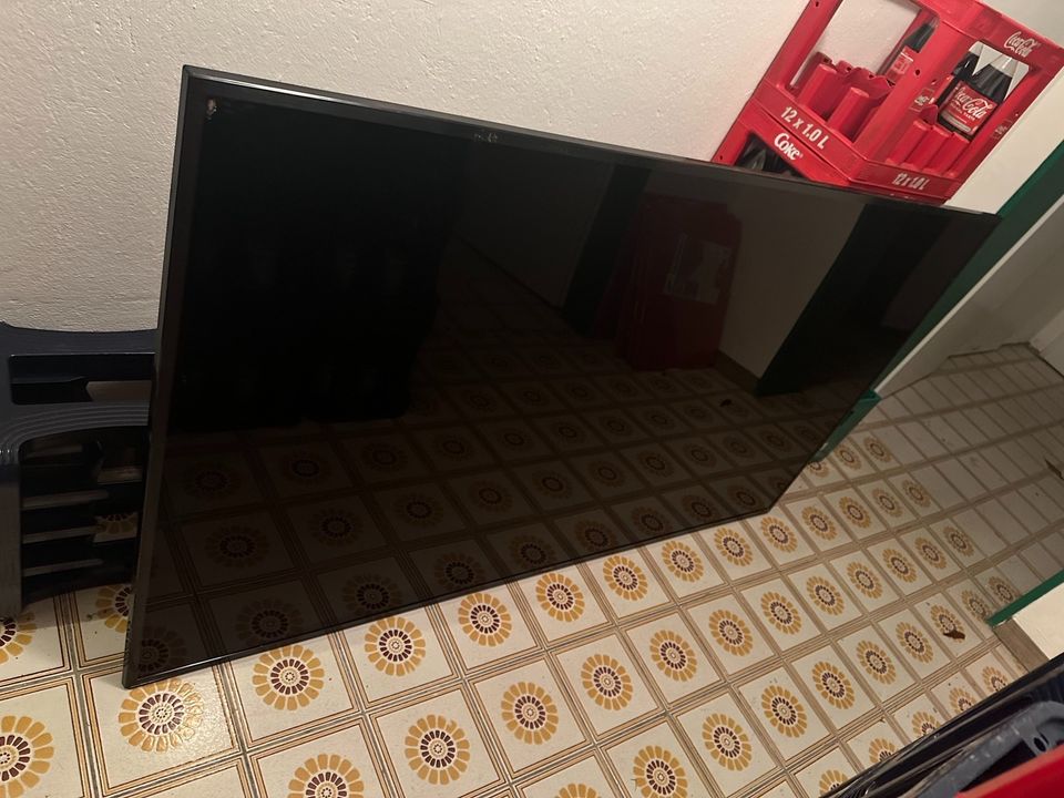 Samsung 75“ 189cm 4K UHD TV Fernseher Bildschirm in Hagen