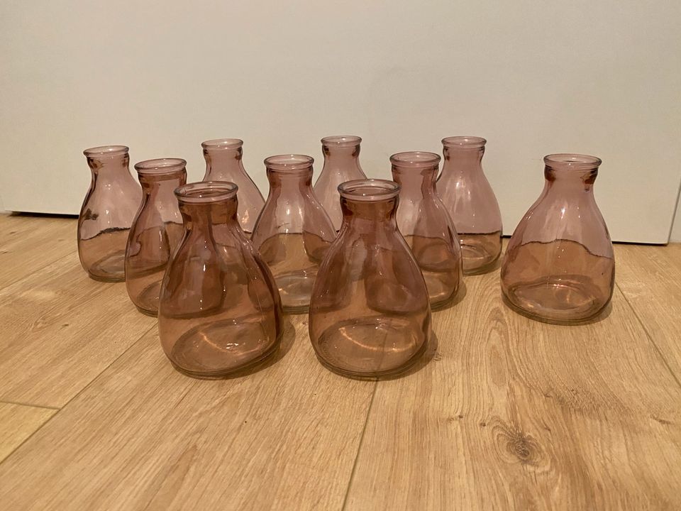 10 kleine Vasen - Depot - Glas,rosé in Schwelm