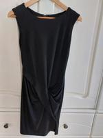 Edles S.Oliver Etui Kleid kurz Stretch schwarz Gr. XS Niedersachsen - Sarstedt Vorschau