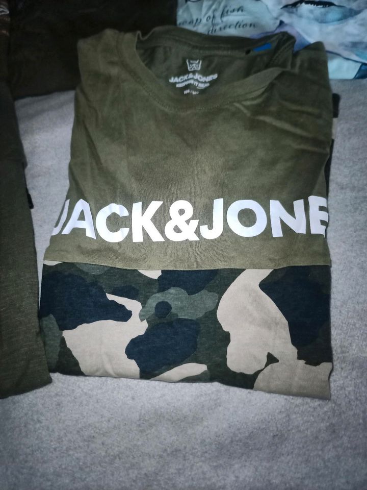 T-Shirt Paket für Jungen Größe 158/164 mit Name it, Jack Jones in Northeim