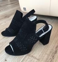 Sandalen 5th Avenue Gr.39 neu Echtes Leder Baden-Württemberg - Erbach Vorschau