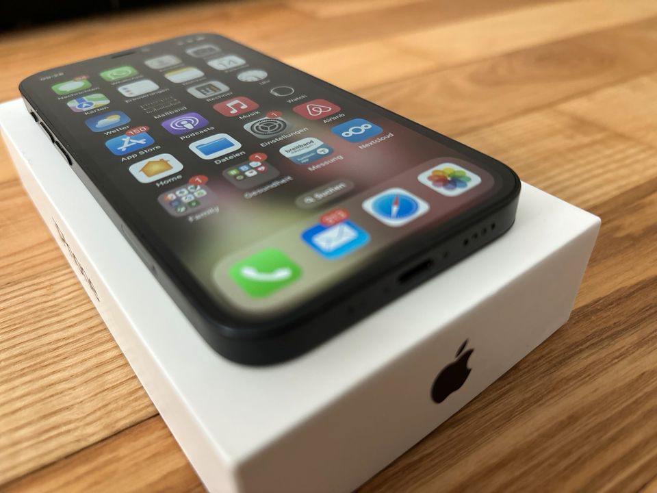 Apple iPhone 12 mini schwarz 64 GB Top Zustand in Donauwörth
