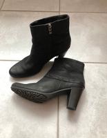 Caprice Stiefeletten Leder Damen Schuhe (40) Nordrhein-Westfalen - Sankt Augustin Vorschau