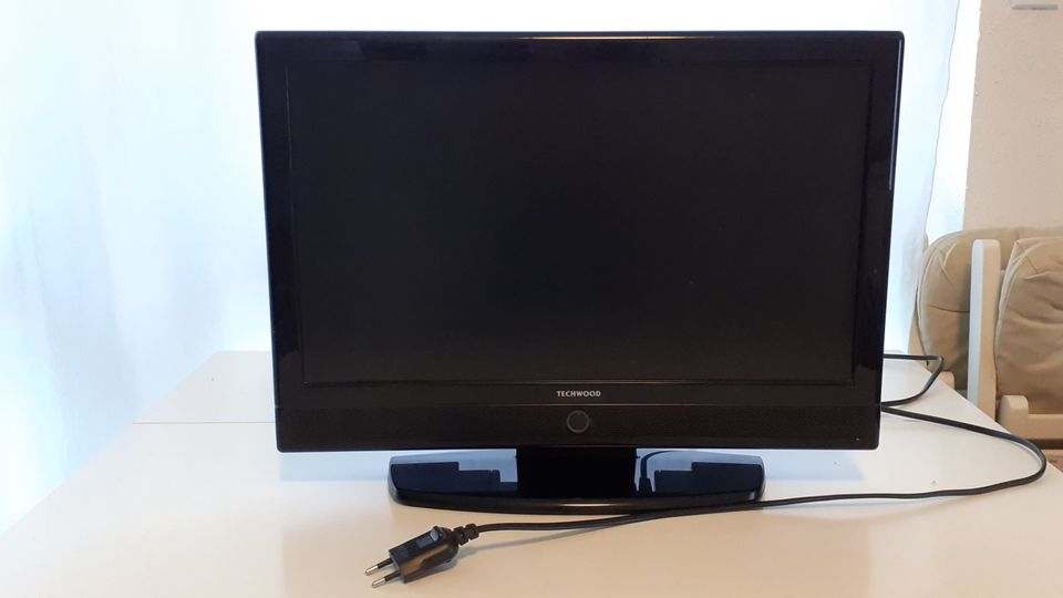 Techwood, Natus S 1119 DVB-T, LCD, Flachbild-TV, 19 Zoll, schwarz in Köln