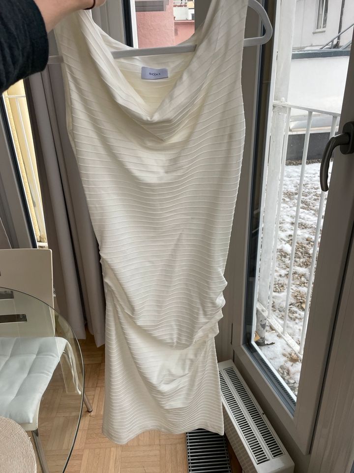 weißes Kleid von Rhoda K in München