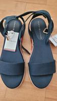 NEU Sandalen blau Tommy Hilfiger Gr.40 Wedges Hessen - Kassel Vorschau