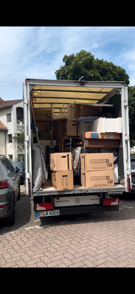 Nah & fern Umzüge Transport günstig Entsorgung Möbeltaxi in Berlin