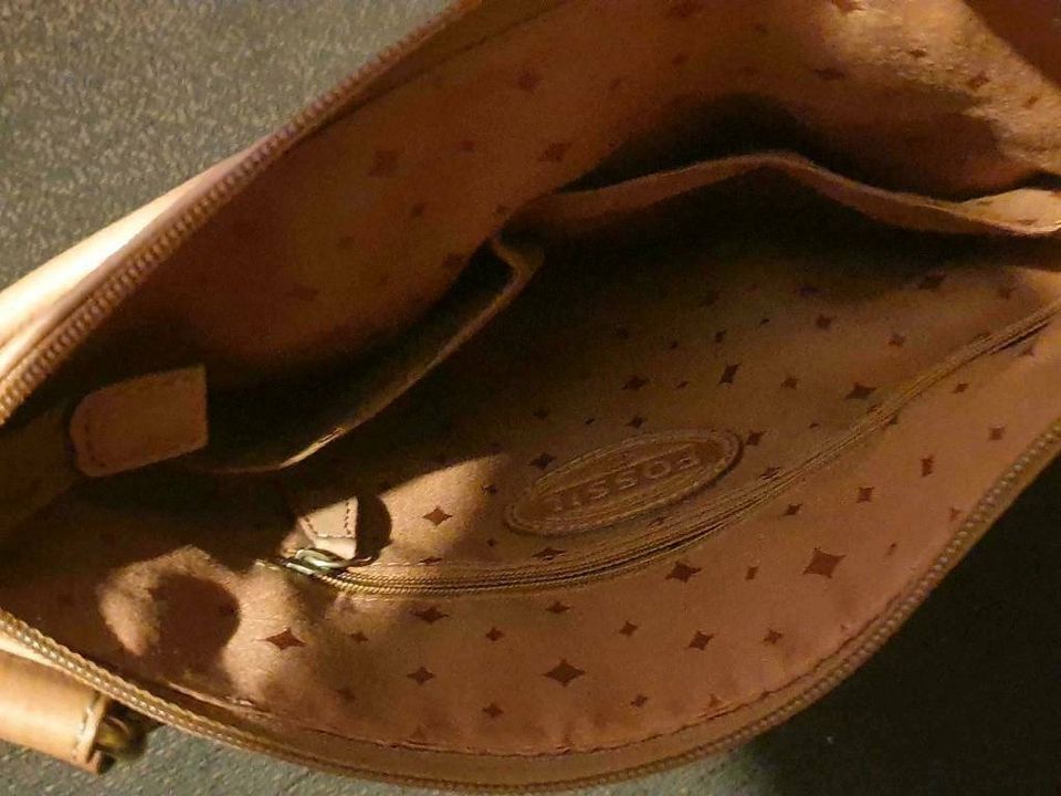 Fossil Handtasche Umhängetasche Leder braun in Hamburg