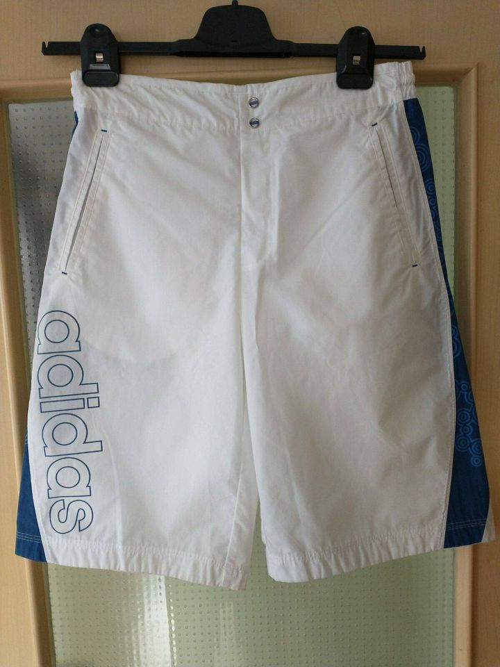 Adidas-Kindershort in Wörth am Rhein