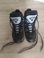 Damen Wanderschuhe Gr. 39 (5,5) Meindl Air Rev. La. Ultra Sachsen - Taucha Vorschau