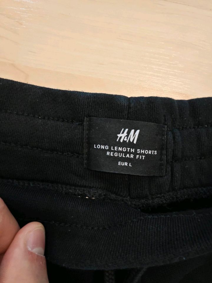 H&M kurze Jogginghose in Falkenstein