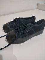 Plateausneaker vom Superga, Neu mit Etikett Aachen - Aachen-Mitte Vorschau