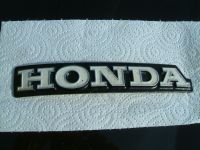 Honda CB 750 Four K6 Tank Emblem links Original 871223417000 Bayern - Prackenbach Vorschau