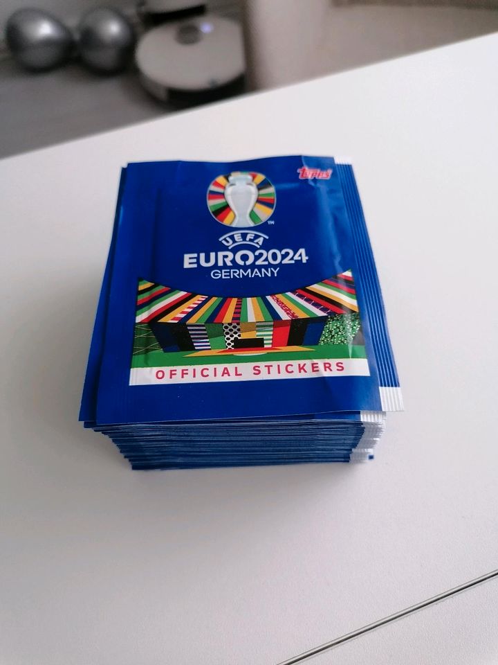 Topps Euro EM 2024 Sticker 50xTüten in Duisburg