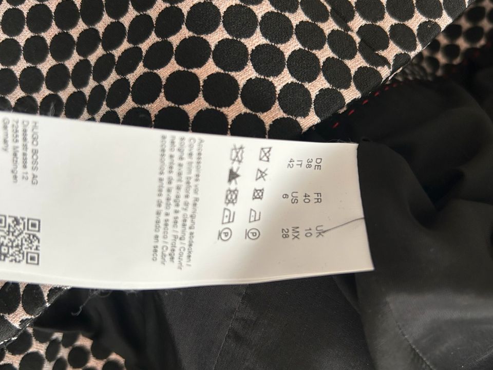 HUGO Boss Jacke Gr. 38 wNEU in Inden