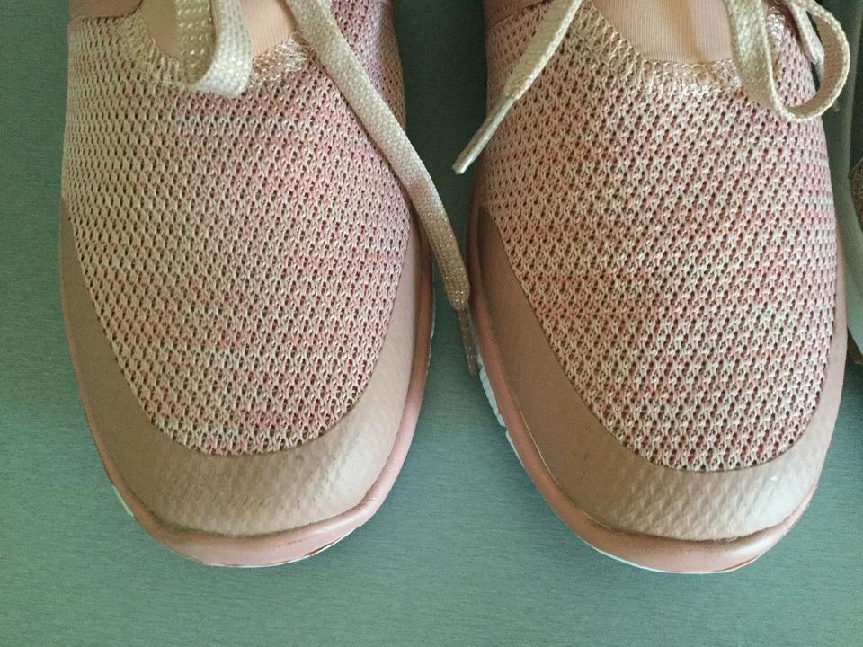 1 Paar sneaker, Schuhe, Schnürer, Gr. 39, neuwertig, rose in München