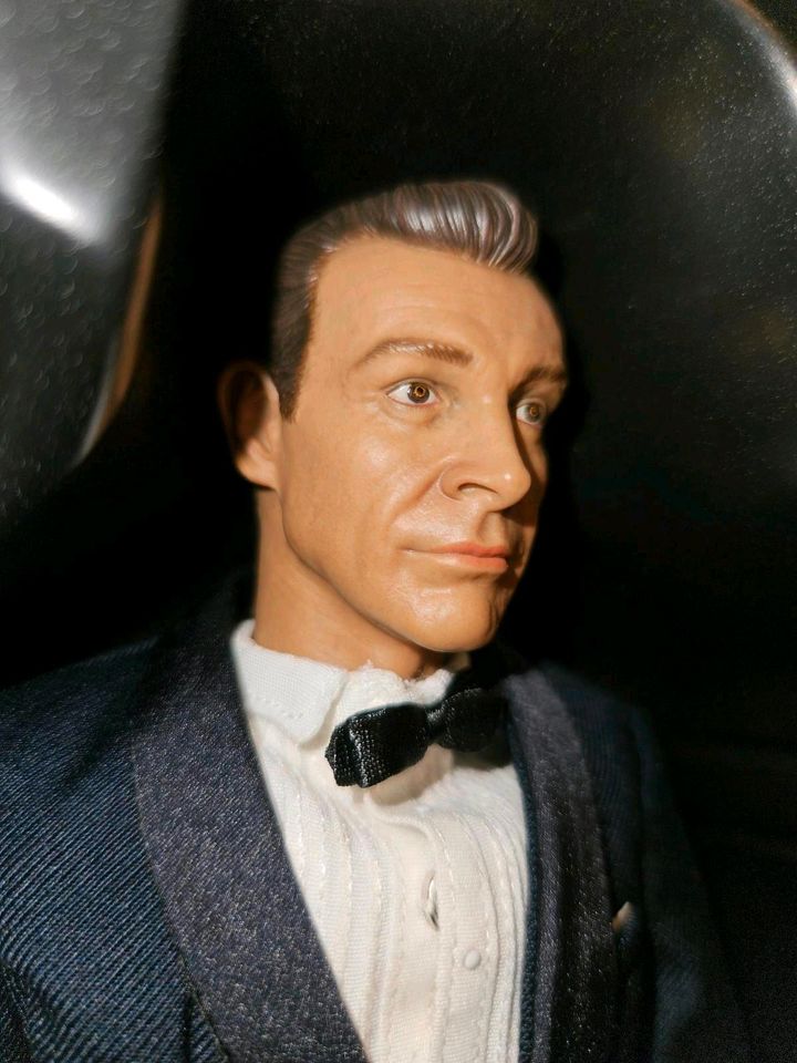 Bigchief James Bond 007 Figur Dr. No wie Sideshow in Berlin