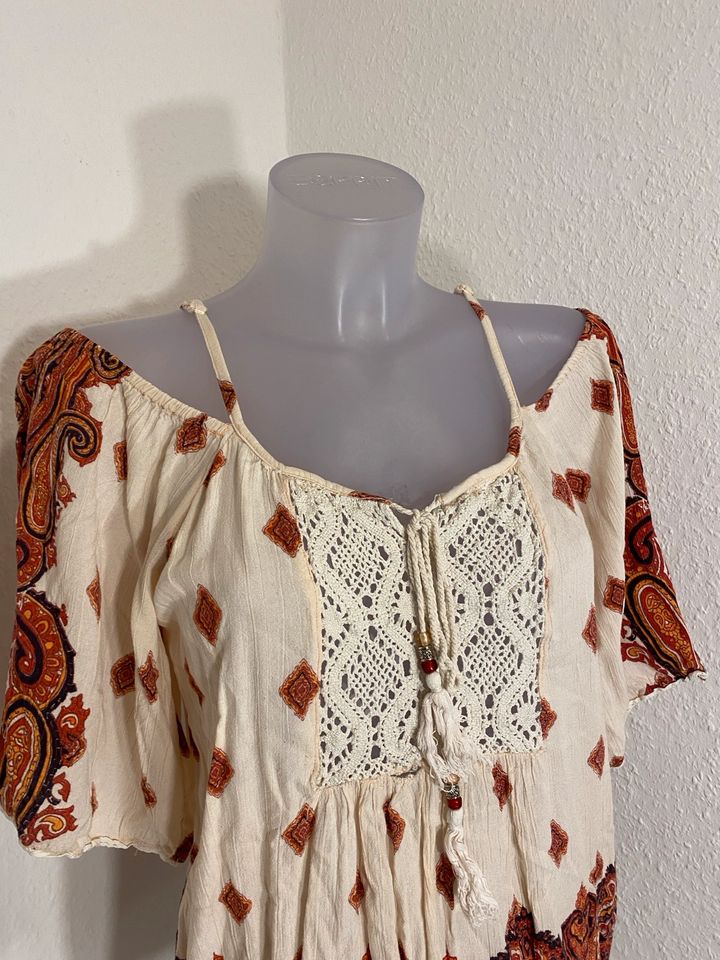 Shirt, Bluse, Country-Style, Schulterfreie Bluse, T-Shirt in Bremen